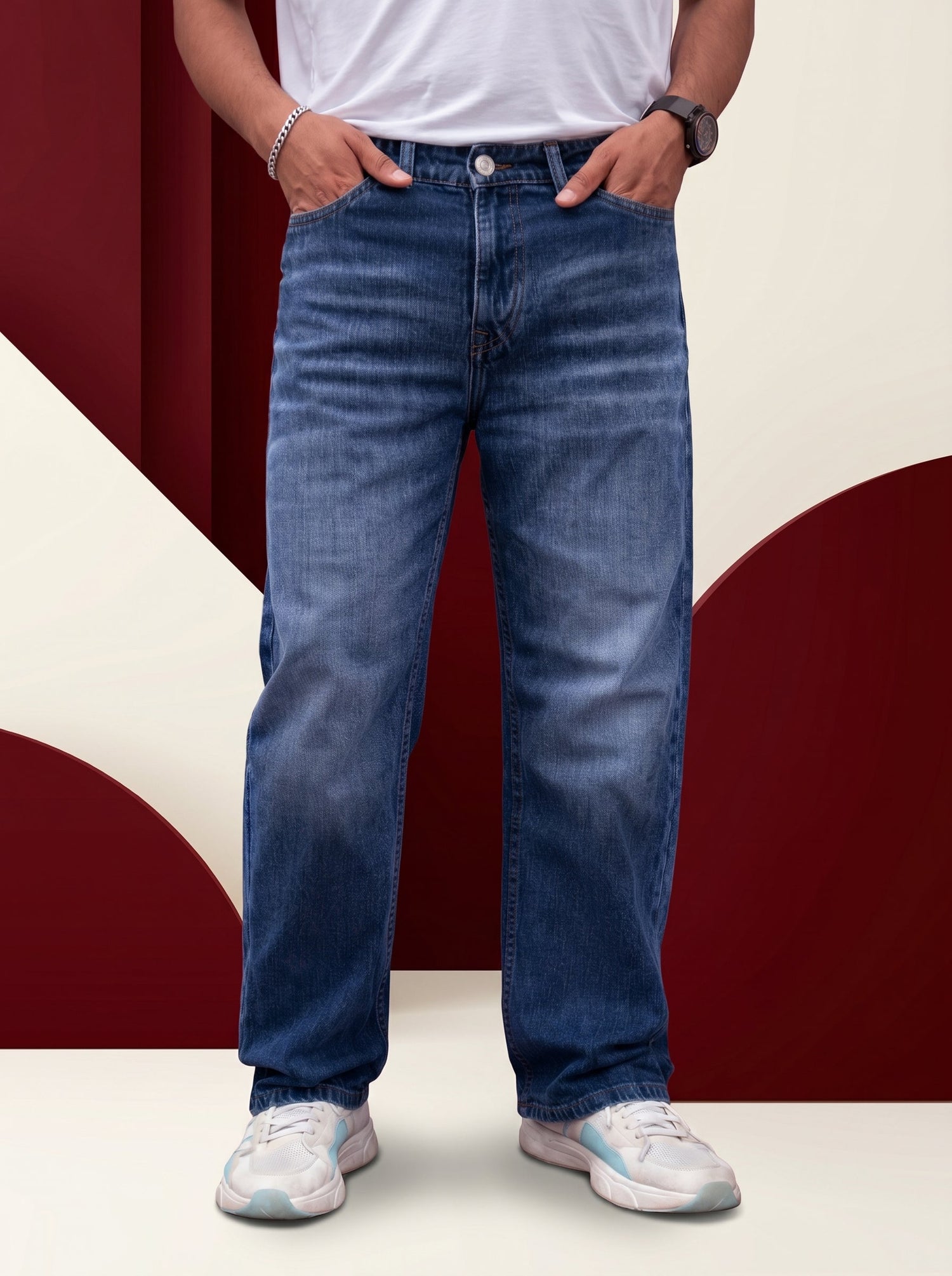 STRAIGHT FIT DENIM