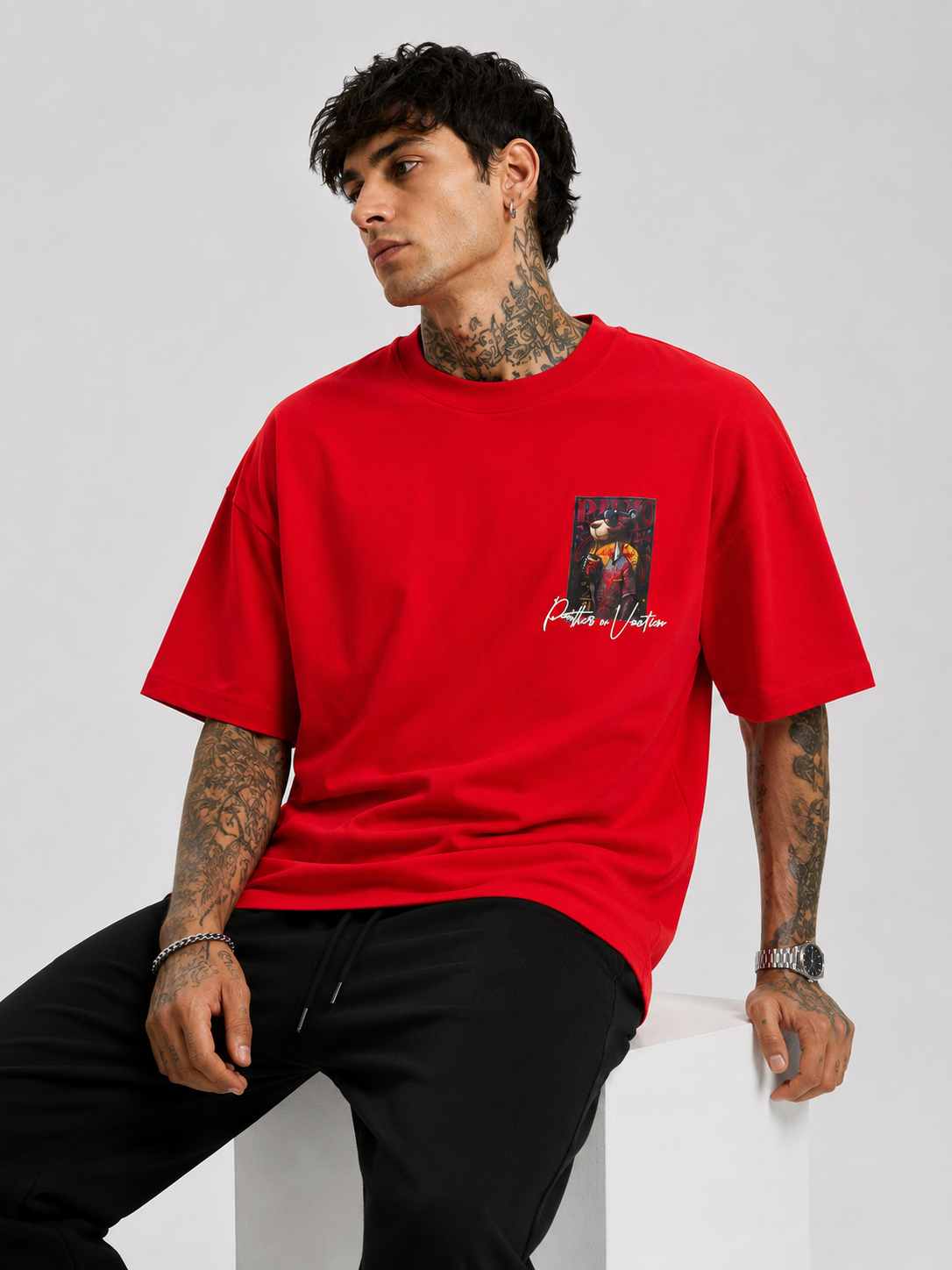 Red oversized heavyweight T-shirt with chest graphic print, crew neck, short sleeves
