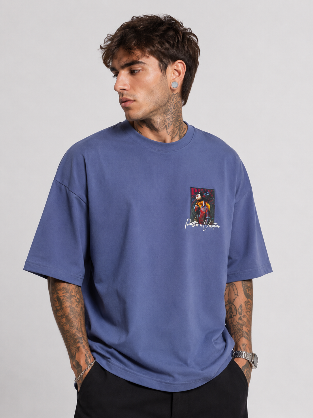 Mineral blue oversized T-shirt with small front graphic, short sleeves