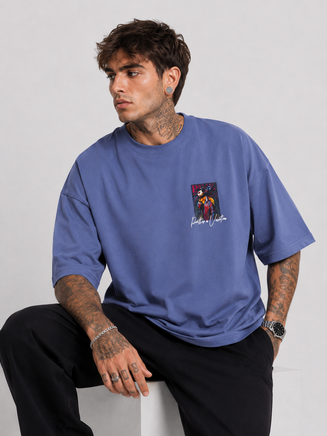 Mineral blue oversized T-shirt with small front graphic