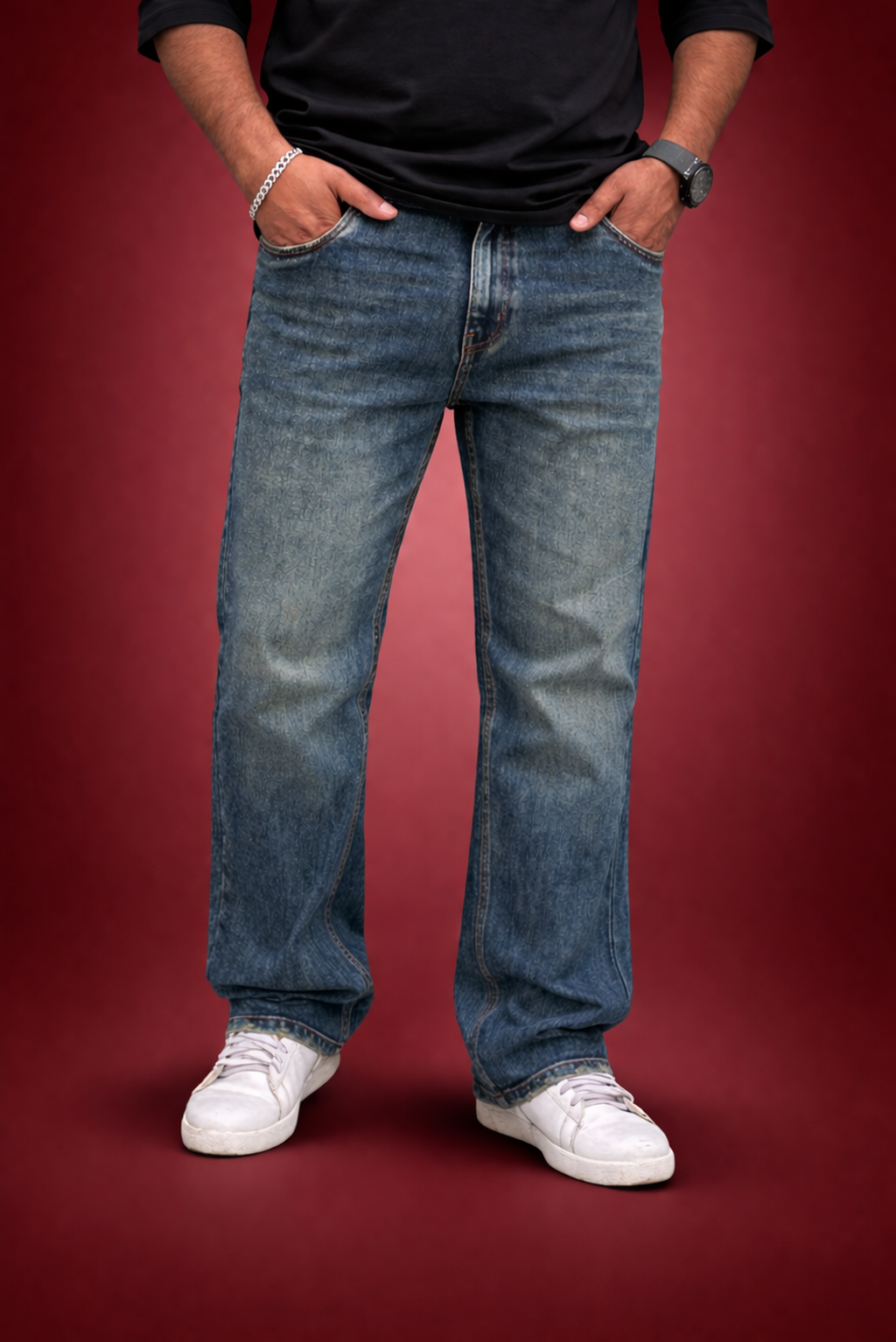 Straight-fit jeans in vintage indigo wash, front view, medium-blue denim