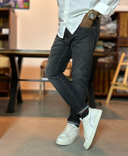 Bradbird Black Shaded Ankle-Fit Jeans – Sleek Edition