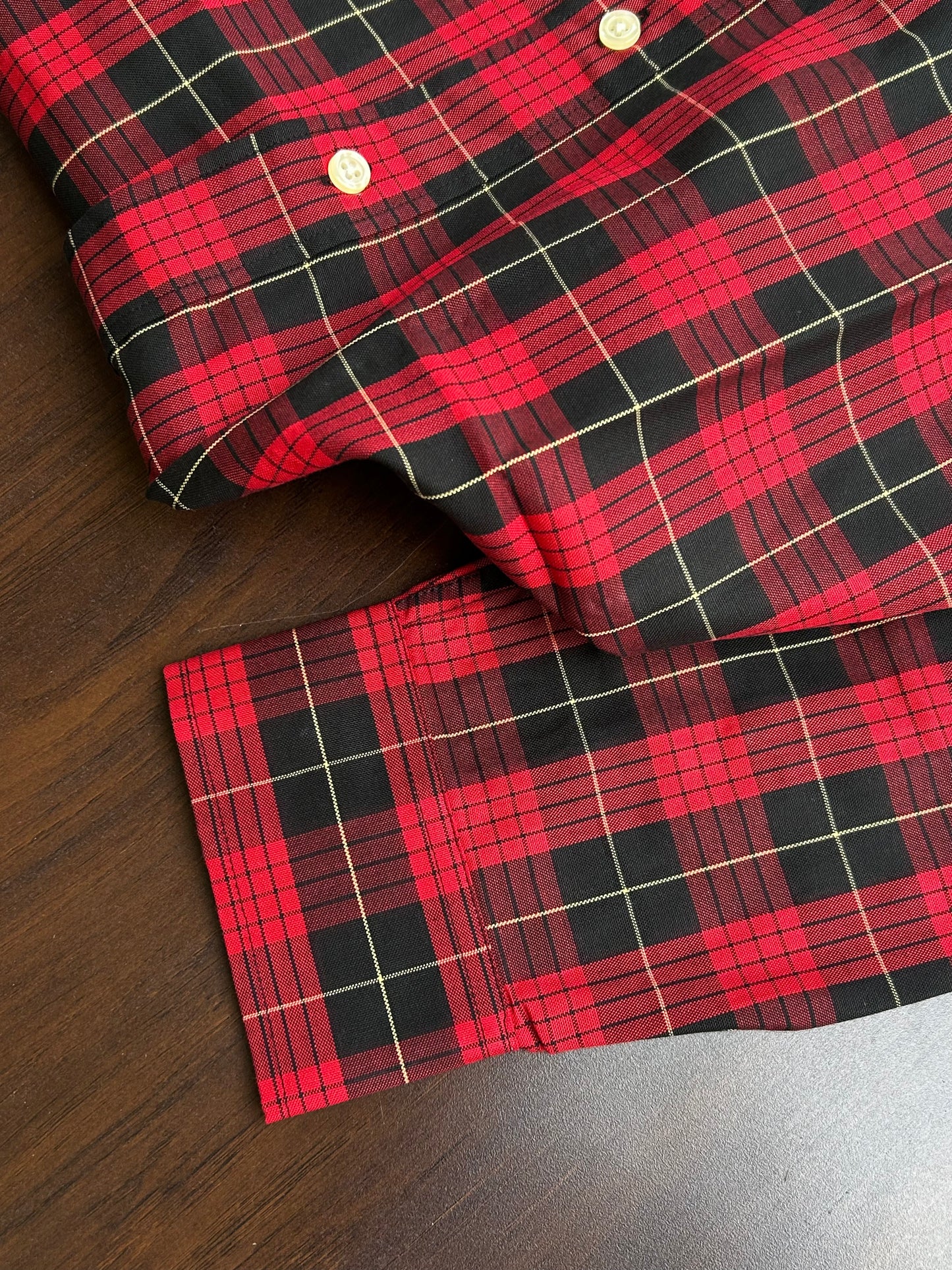 Bradbird Men’s Red & Black Checkered Button-Down Shirt