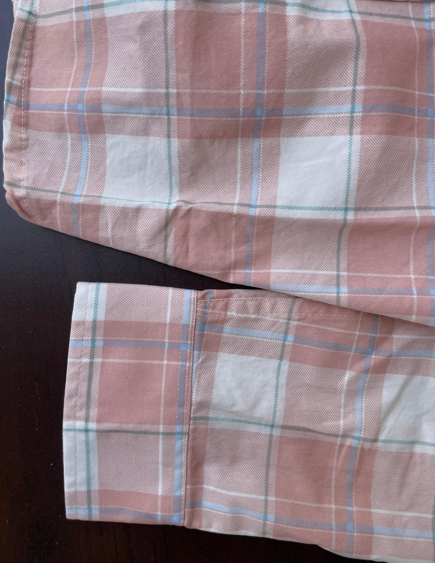 Peach plaid western shirt with long sleeves and flap double chest pockets