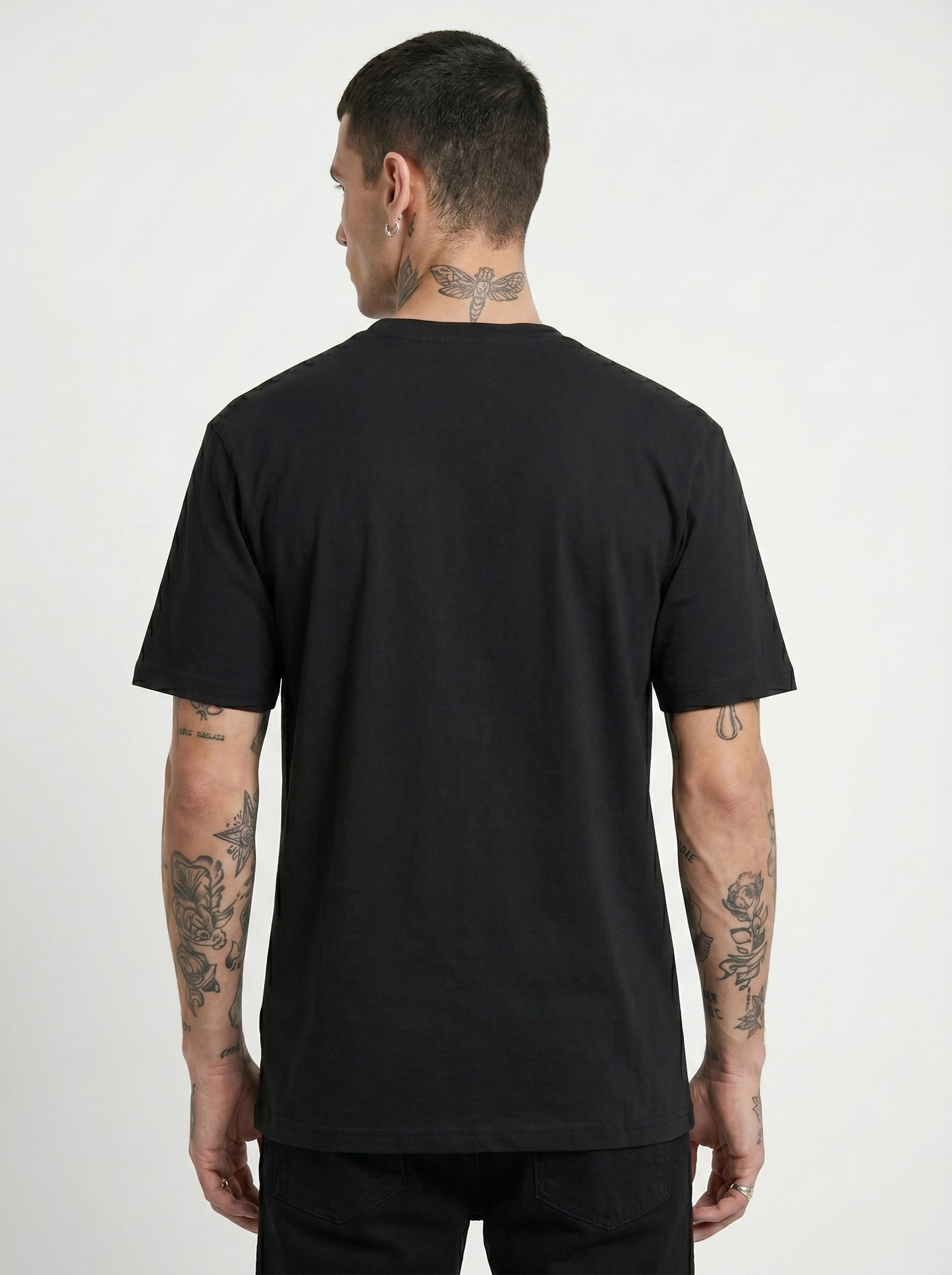 Black Melted Box Graphic Rose Pink Round Neck Shirt