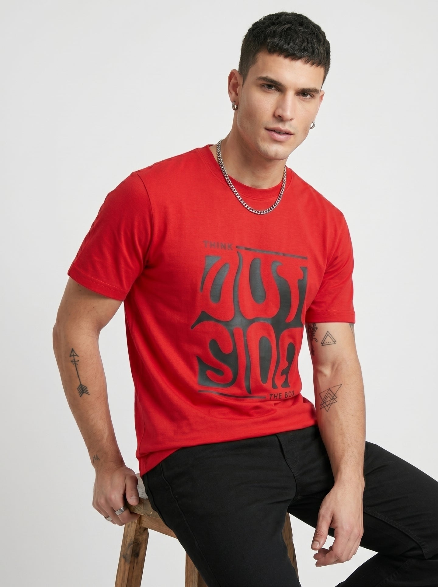 Red Wavy Typography Motorcycle Club Vibe Round Neck