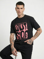 Black round-neck T-shirt with rose-pink box graphic, front view